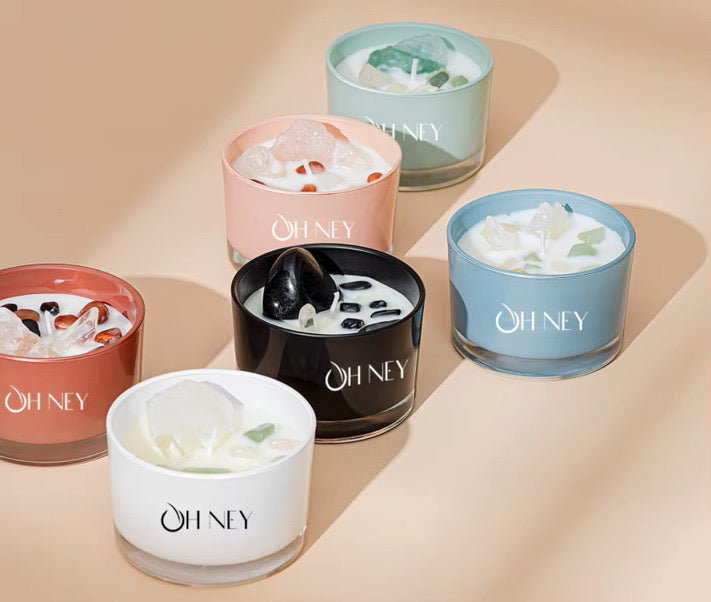 Bougie parfumée avec pierres colorées - Ambiance